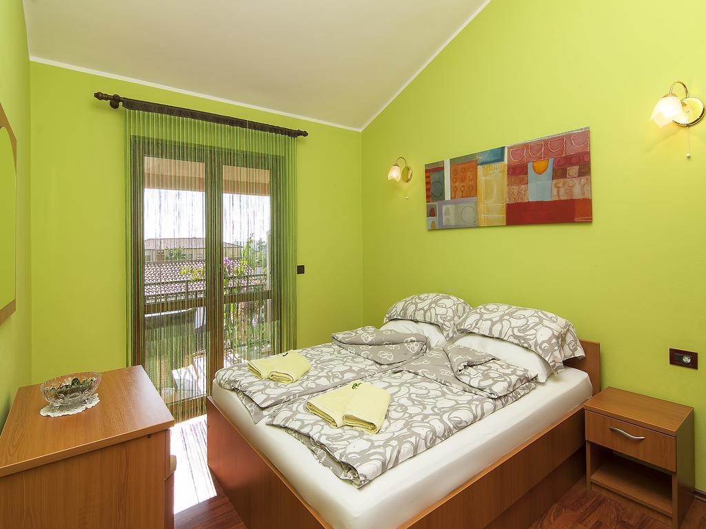 Apartments Cvek Ровин Стая снимка
